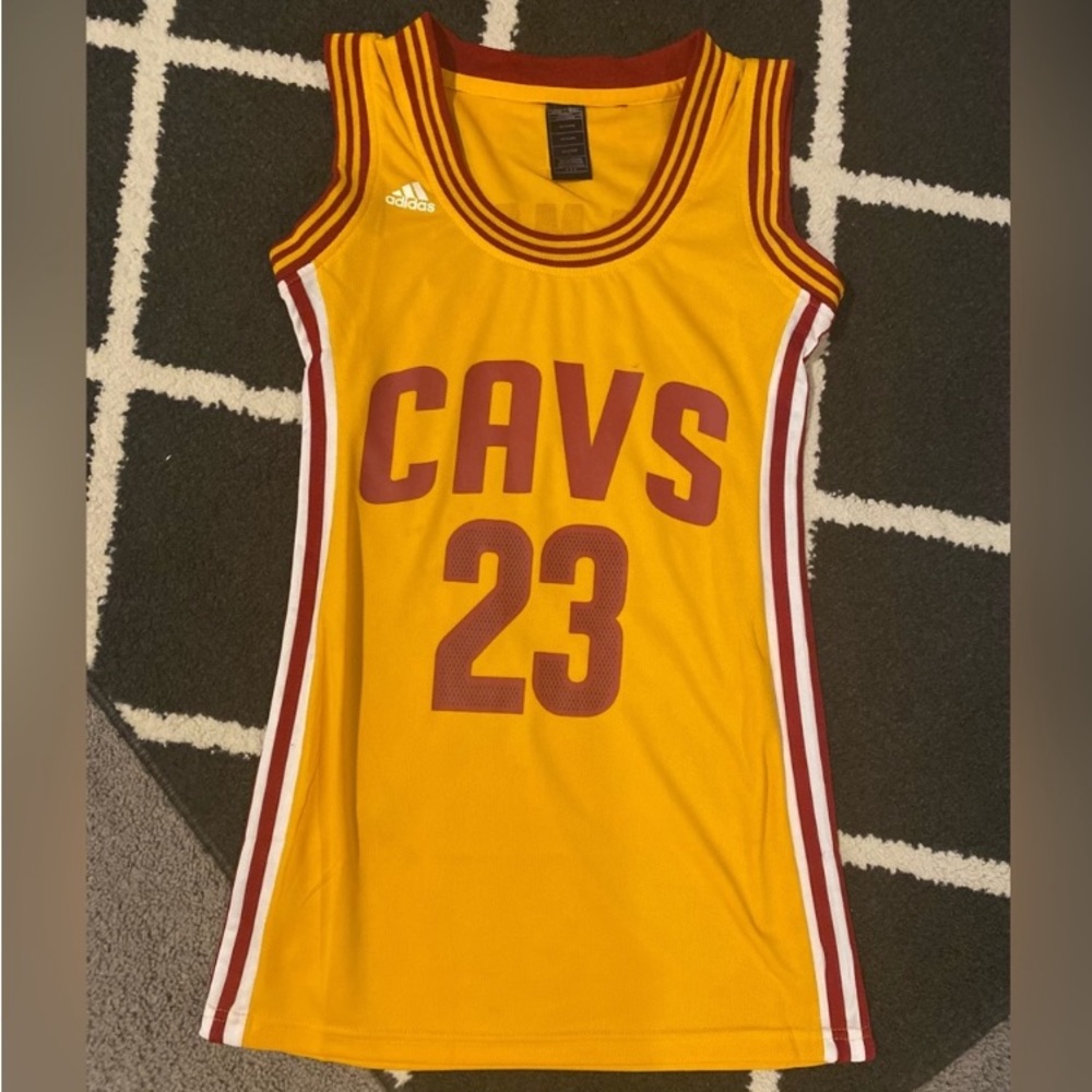 Lebron James Cleveland Cavaliers Women’s Jersey